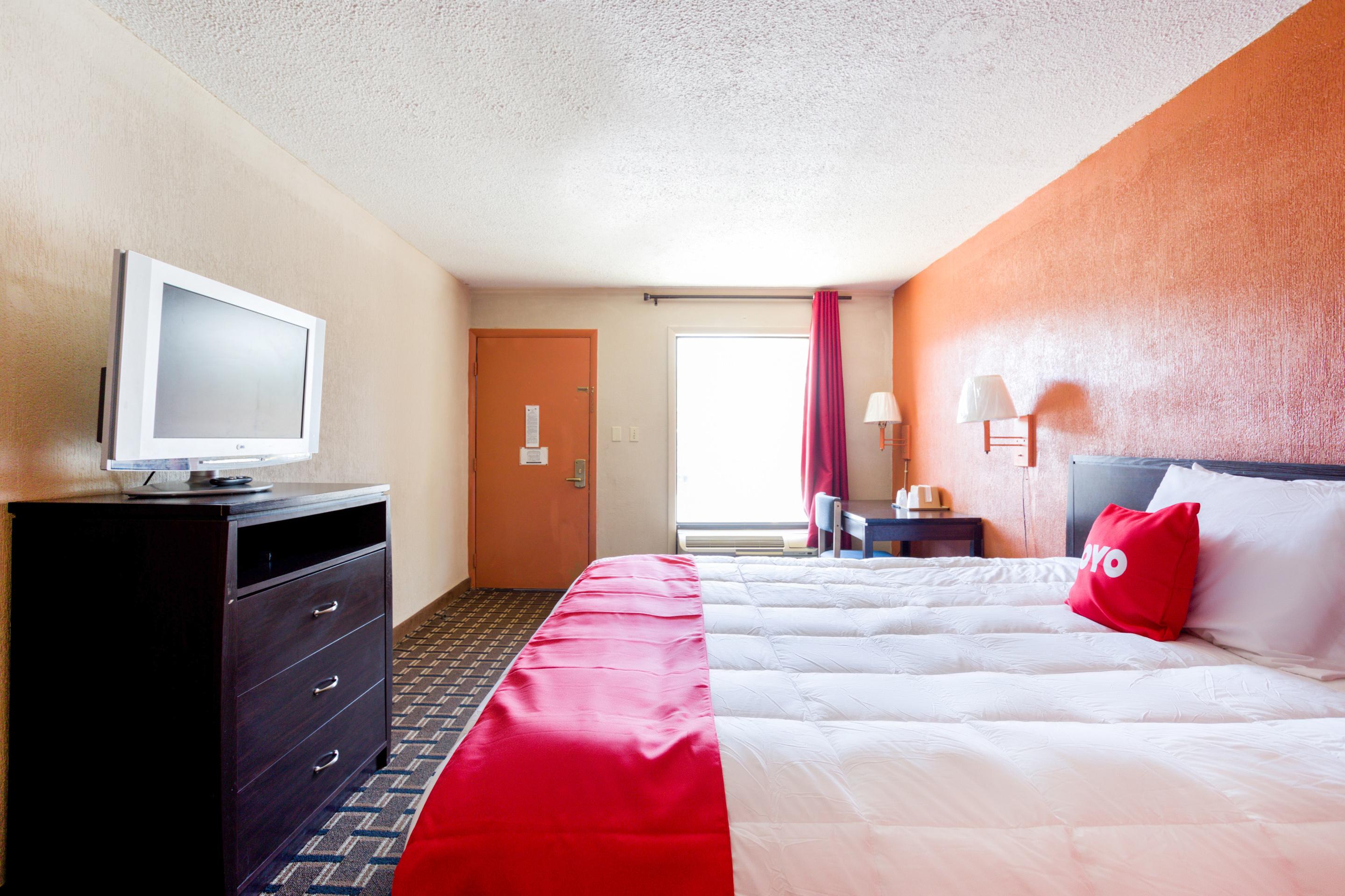 Oyo Hotel Pensacola I-10 & Hwy 29 Ferry Pass Exterior foto