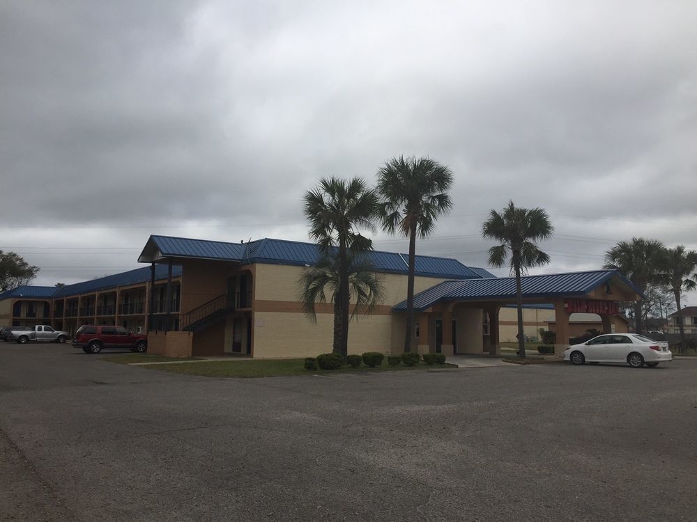 Oyo Hotel Pensacola I-10 & Hwy 29 Ferry Pass Exterior foto